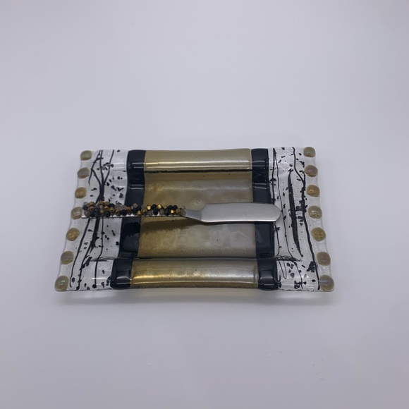 Fused Studio Art Glass Kathy Hudson Snack Tray With Decorative SS Knife Signed - Picture 2 of 12